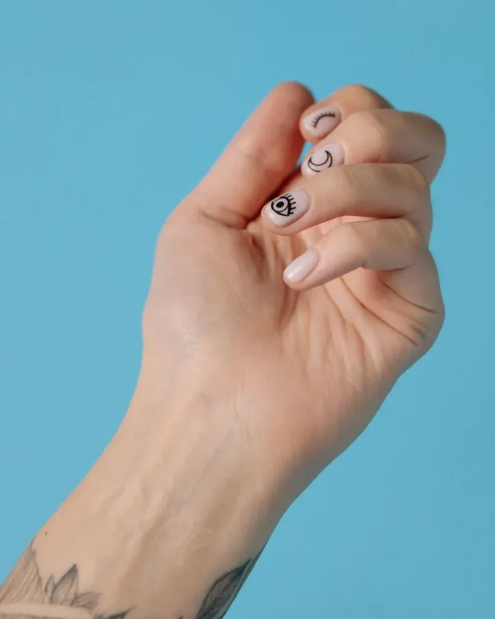 Mẫu nail vẽ hoa
